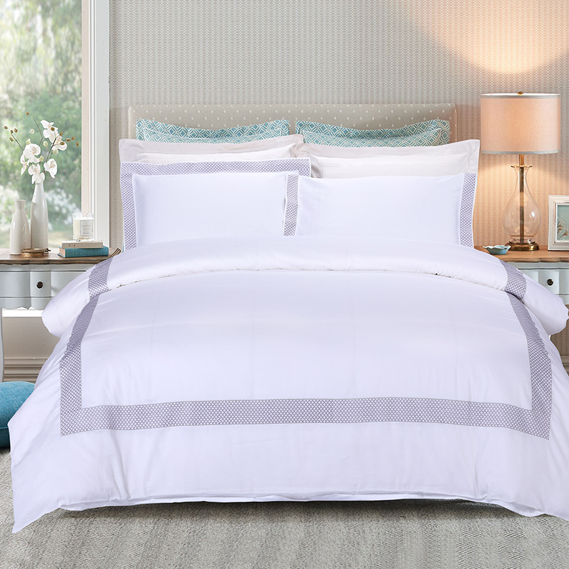 Ny broderidesign anpassad fabriksdesign lyxhotell sängkläder set