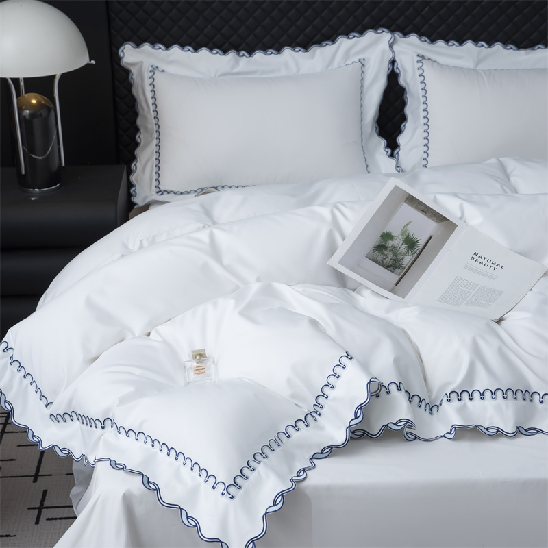 Utsökt broderisnitt design 350TC bomull satin sängkläder set Utsökt broderisnitt design 350TC bomull satin sängkläder set