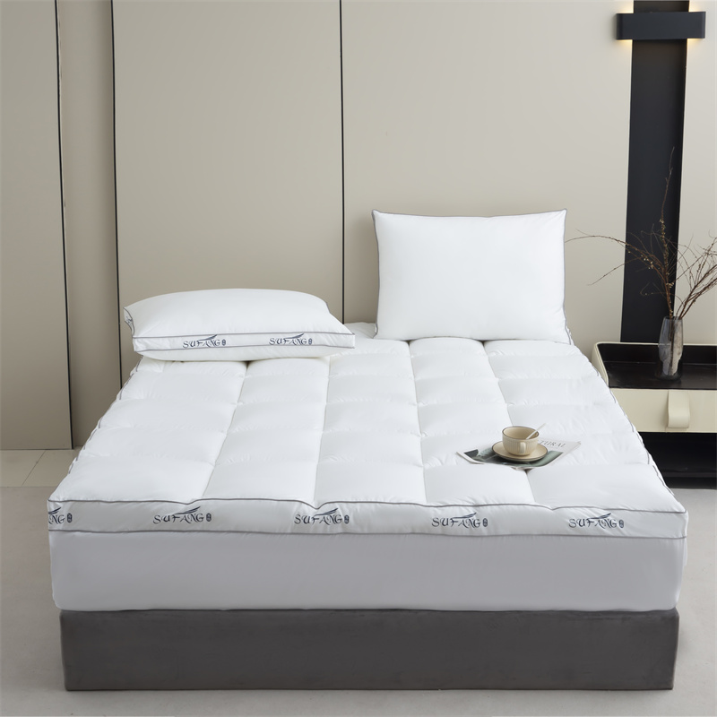 Skräddarsydd trycklogotyp Mikrofiberfyllning 40-tals duntät tyg med rörmadrasser