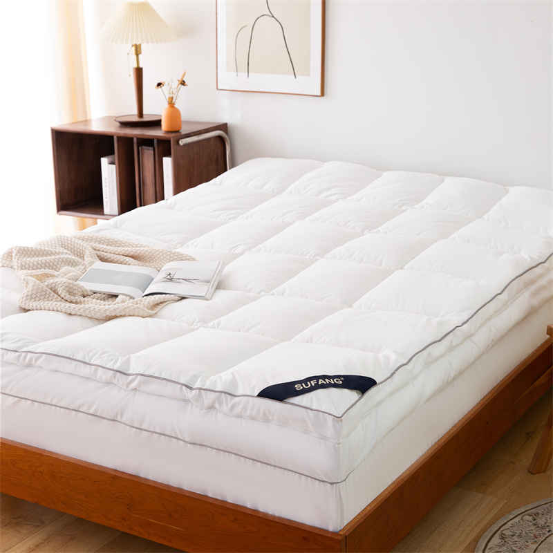 Dubbellagers Madrass Topper Med Dragkedja Kombinerad Microfiber Fyllning Madrass Topper Dubbellagers Madrass Topper Med Dragkedja Kombinerad Microfiber Fyllning Madrass Topper