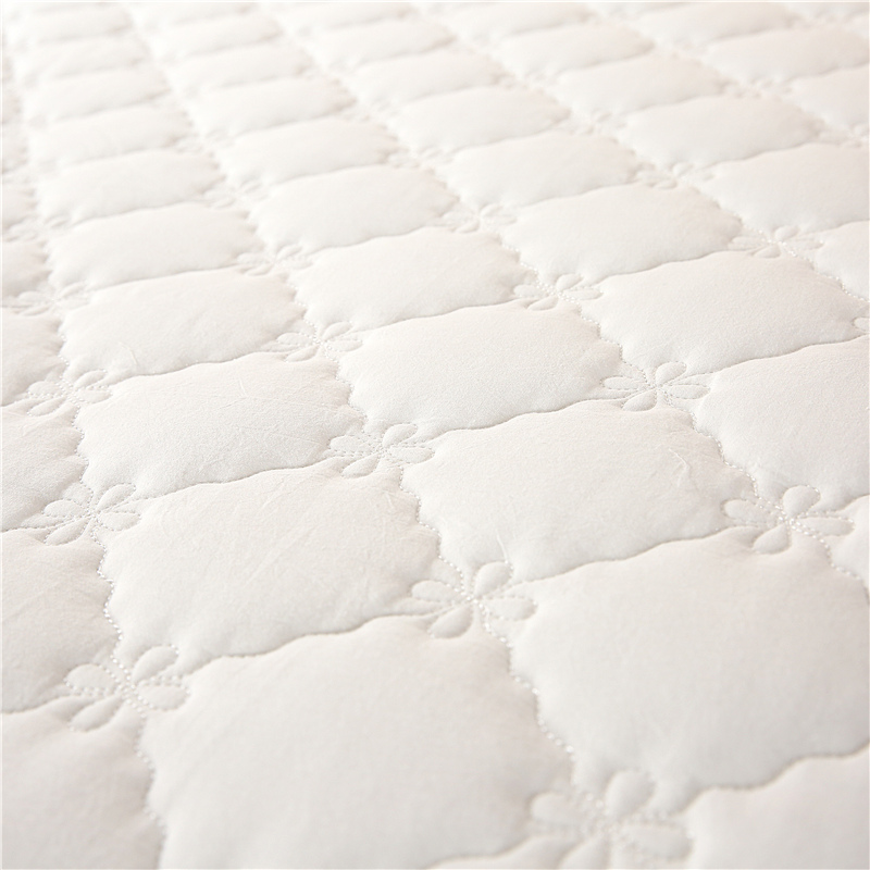 Check Quilt King Size Madrass Protector Hotel Check Quilt King Size Madrass Protector Hotel