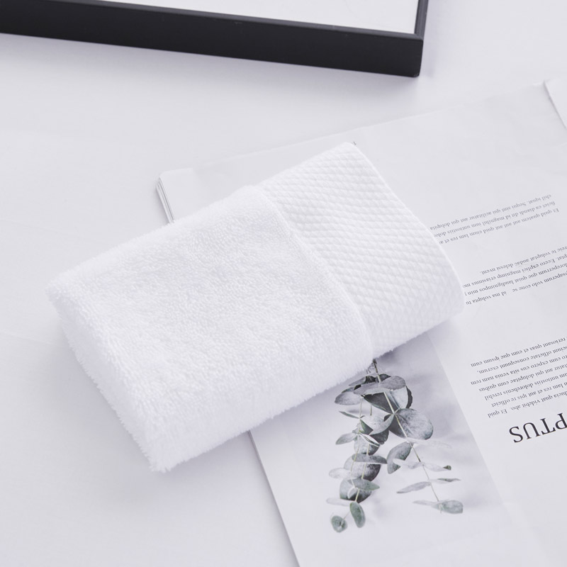 Jacquard Border Hotel vit badhandduk Jacquard Border Hotel vit badhandduk