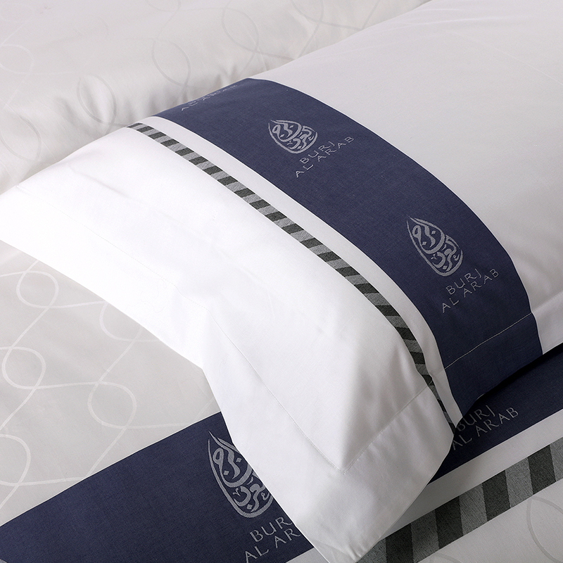 Garnfärgad anpassad logotyp 100% bomull sängkläder set Garnfärgad anpassad logotyp 100% bomull sängkläder set